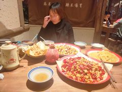 -泥糊破店小酒馆·团建聚餐(南京西路店)