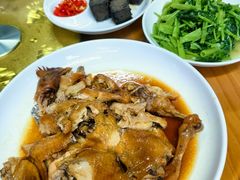 -芦茨金富饭庄·25年老字号·专做稻草鸡