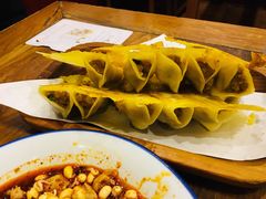 大肉鲜虾-宣海荣锅贴大王·陕味小吃集(钟楼店)