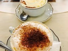 -Majestic Café