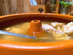 汽锅鸡-老滇山寨•云南特色菜•地方菜•民族风情歌舞表演(金碧店)