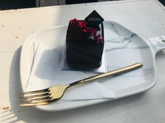 覆盆子黑森林-UNI UNI(环亚凯瑟琳店)