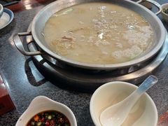 -老来福·非遗酸汤兔(凯旋路店)