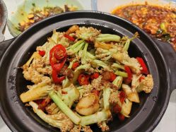 -四方阁酒楼·宴会厅(圣灯店)