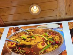 -乡土特色.冷锅鱼.牦牛肉汤锅