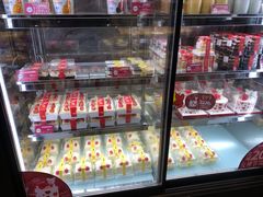 零售区-味多美(民星路店)