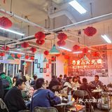 洪崖洞对面的人均💰70居民老火锅