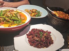 -万重锦·人文川菜馆(骡马市店)