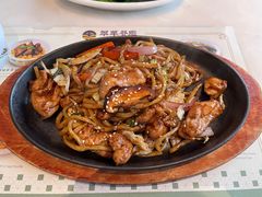 铁板黑椒鸡肉炒乌冬-翠华餐厅(百老汇店)