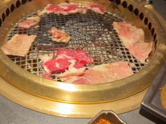 -铭牛烧肉·和牛海鲜自助(高新月牙湖店)