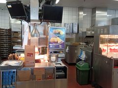 -麦当劳(展览路店)