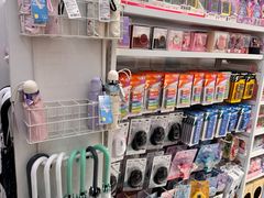 -名创优品(海珠乐峰广场店)