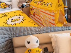 -深圳国际会展中心希尔顿酒店(前海华发冰雪世界店)