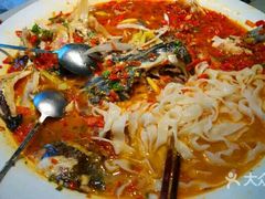 -坛宗剁椒鱼头(河西王府井店)