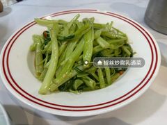 -明本湛江鸡•海鲜小厨(陈家祠店)