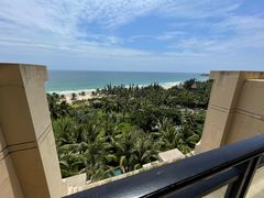 -海南清水湾莱佛士酒店