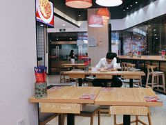 -魔都三兄弟酸辣粉·蘸卤炸串(虹桥万科店)