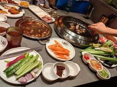 -黑金·寻焰自助百汇·烤肉·火锅(中街店)