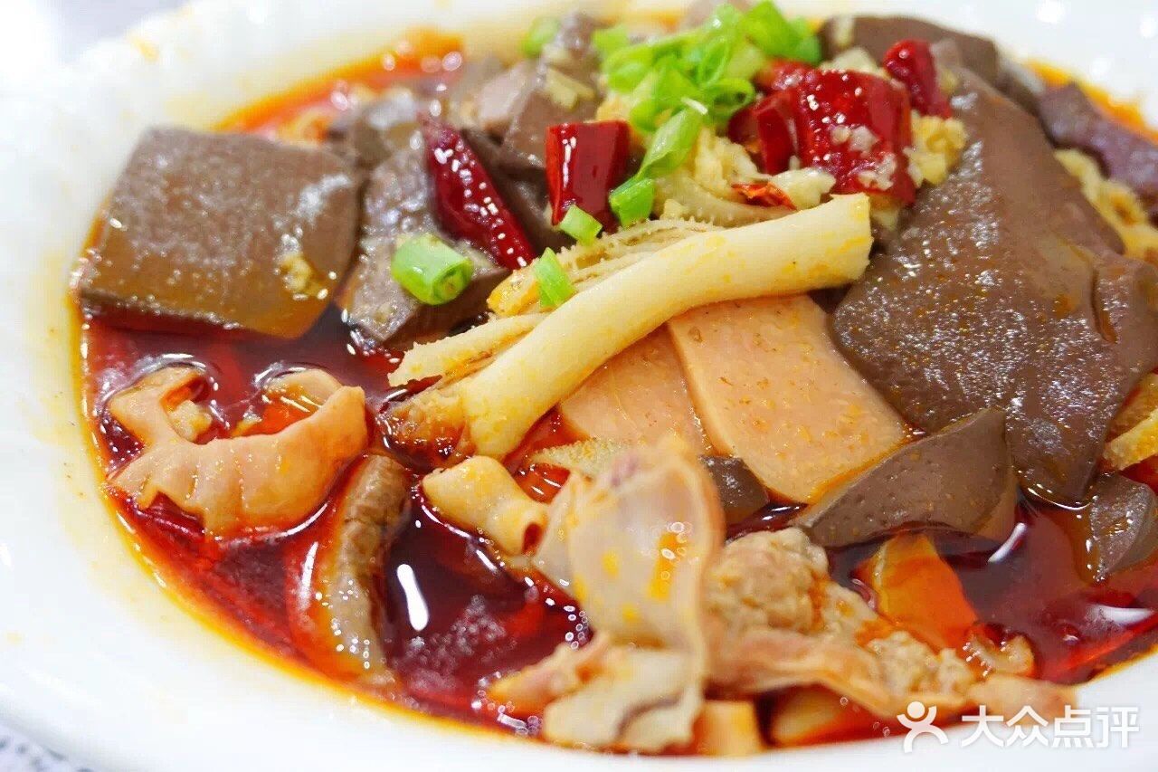 一口豆角一口肉，满满的江湖气！有血，百叶，午餐肉