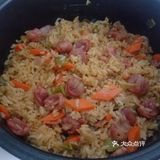 电饭锅做青椒腊肠煲仔饭