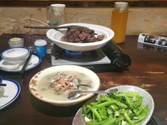 -饭桌故事·血鸭湘(荣宝华店)