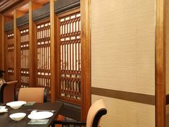 包厢-彩丰楼中餐厅·早茶·点心·粤菜(海口华彩洲际酒店)