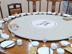 -良友·海鲜青岛菜·海肠捞饭(五四广场店)