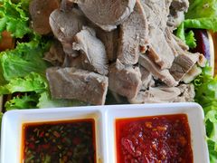 手扒肉-牧人嘎查蒙餐(富强路店)