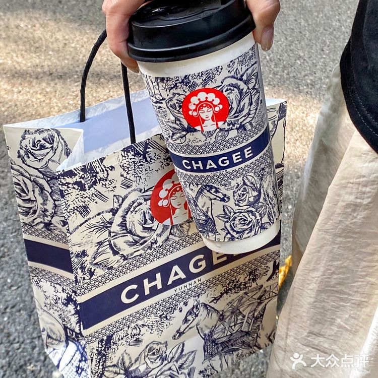 谁懂啊……无植脂末的霸王茶姬这4杯！喝不腻！