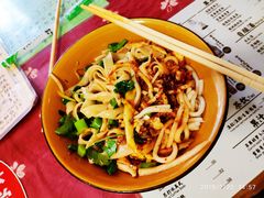 鸡丝凉面-古镇小吃