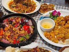 -百味地锅鸡(二店·财校分店)