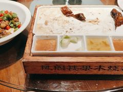 -凤阁楼果木烧鹅(鹤山陈山店)