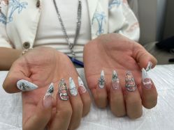 -斯馨·健康美甲美睫