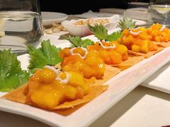 千层酥配果粒三文鱼-梧桐餐厅(泉城路店)