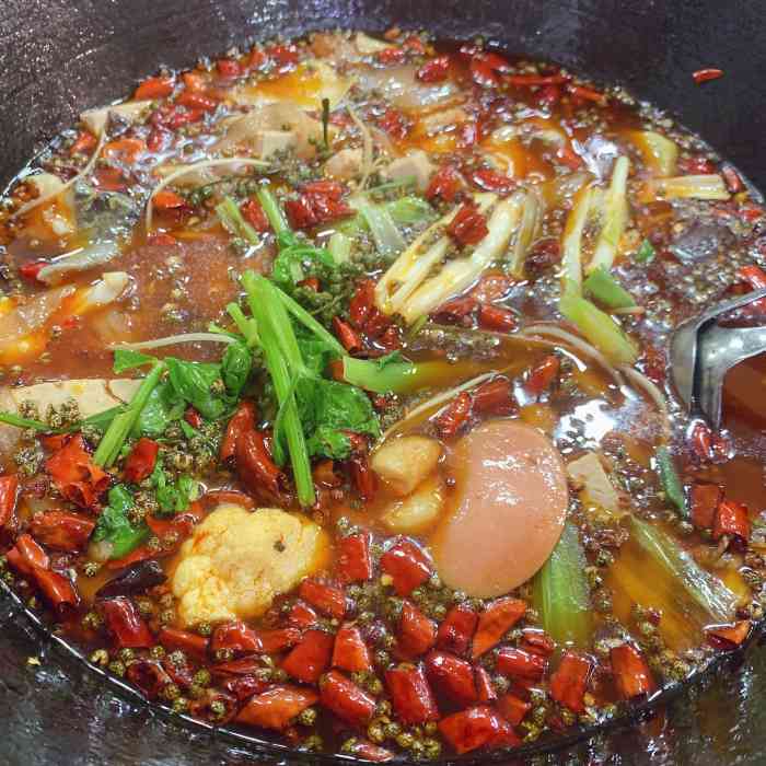 重庆三和鱼(海椒市店)-"随遇而安的一家店正直中午饭点来还海椒市.