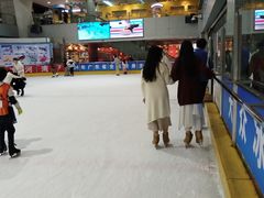 -正佳冰河湾真冰滑冰场