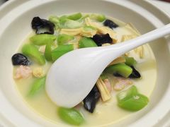 虾滑烩鲜腐竹-唐猫庭院·千年陕菜(大唐不夜城店)