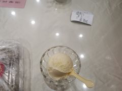 黄桃冰淇淋-雪山晋乡楼(食品街店)