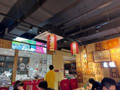 大堂-东镇老火锅(长春路首店)
