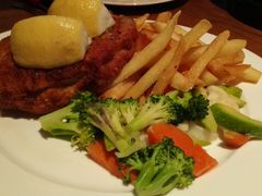 -Geneva日内瓦餐厅(西郊宝成花苑店)