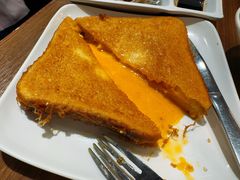 奶黄流沙西多士-周记点心(西环店)