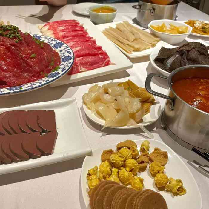 凯鸽火锅城(迎宾店)-"跟朋友去吃过一次很好环境服务态度都很好.