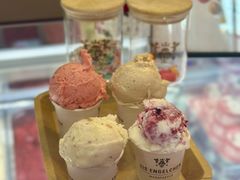 草莓-EIS ENGELCHEN艾斯辛尔