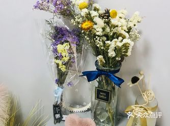 位置：长沙中心地段，五一广场附近 五一新干线B座6楼
