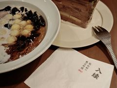 -RUXU入续糖水铺与包(卓悦中心店)