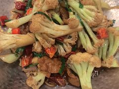 -小菜园新徽菜(宜兴八佰伴店)