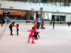 -冰纷万象滑冰场(沈阳万象城店)