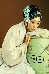 -盘子女人坊古装写真摄影(厦门总店)