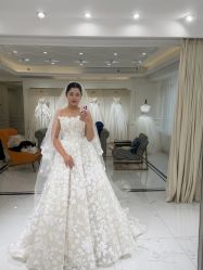 -拉瑞娜LaReine婚纱礼服高级定制