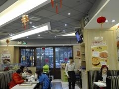 大堂-潮庭港式茶餐厅·熊仔奶茶(同济广场店)